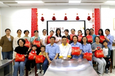 女職工(gong)業餘文(wén)化活動(dòng) | 巧手製(zhi)燒麥 景興悅食光